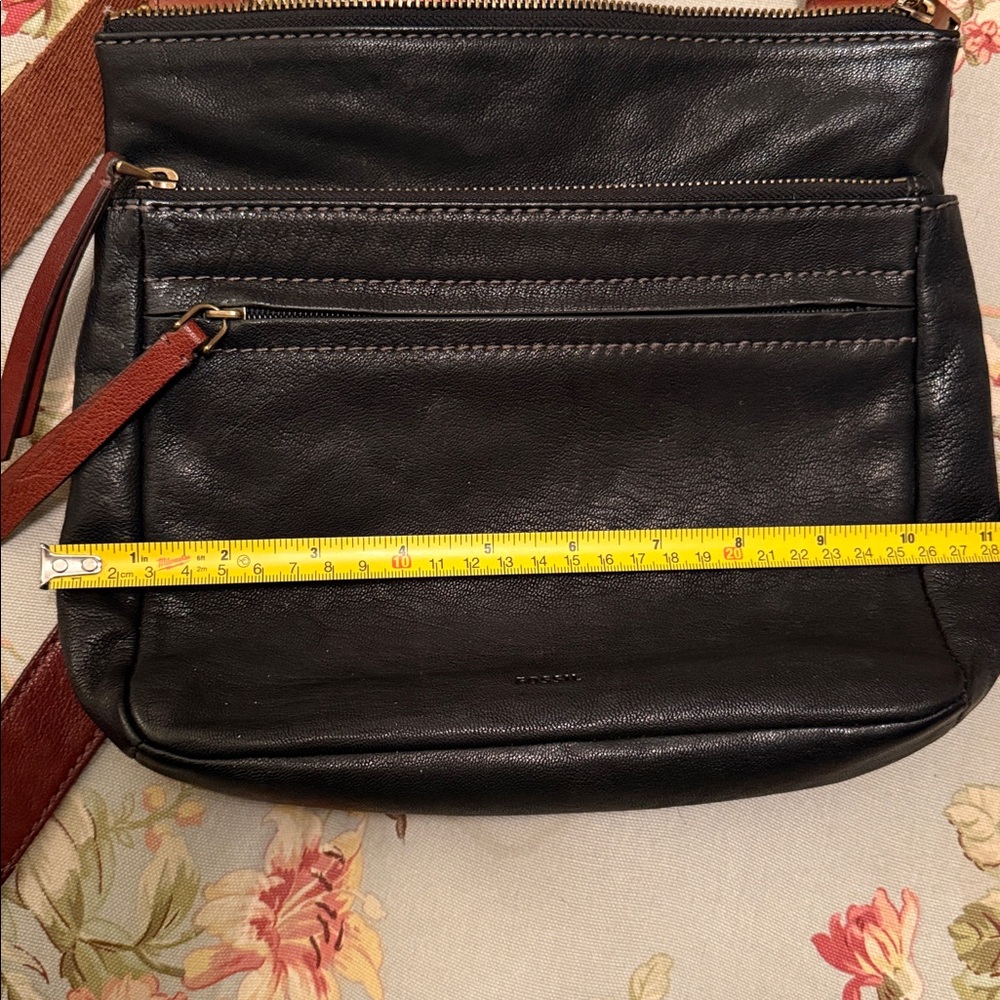 Fossil Black Leather Crossbody with Brown Strap - Picture 8 of 9